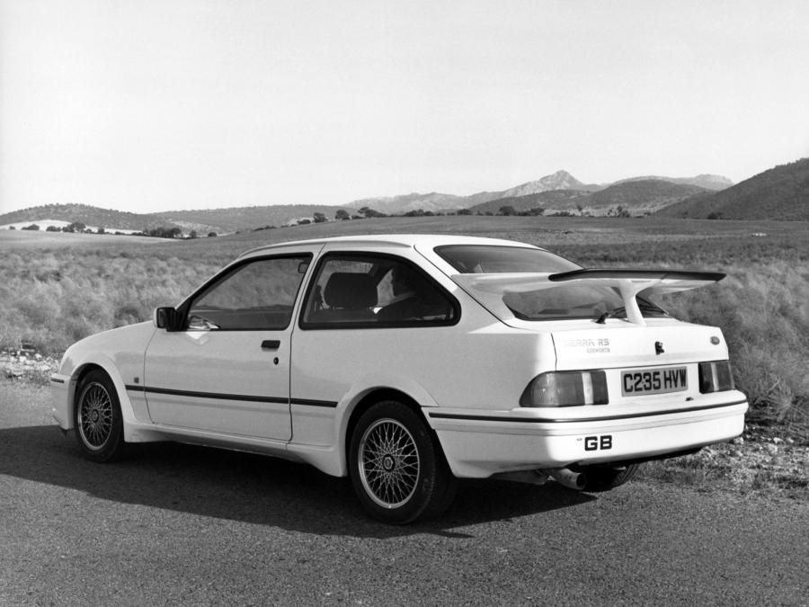  Ford Sierra RS Cosworth 1986 года  (UK) (фото 11 из 21)